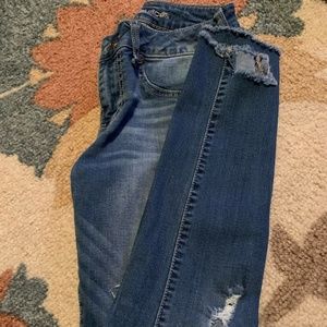 Medium Wash Skinny Jegging